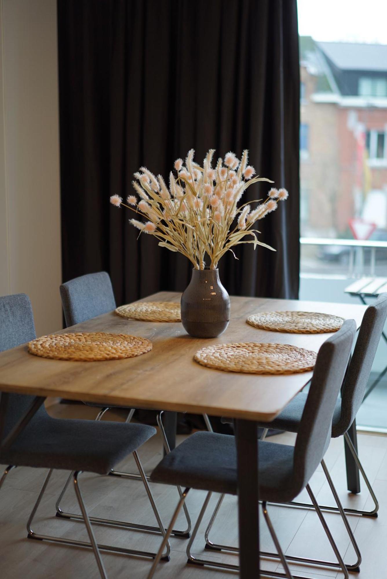 Skyway Airport Apartments Завентем Екстериор снимка